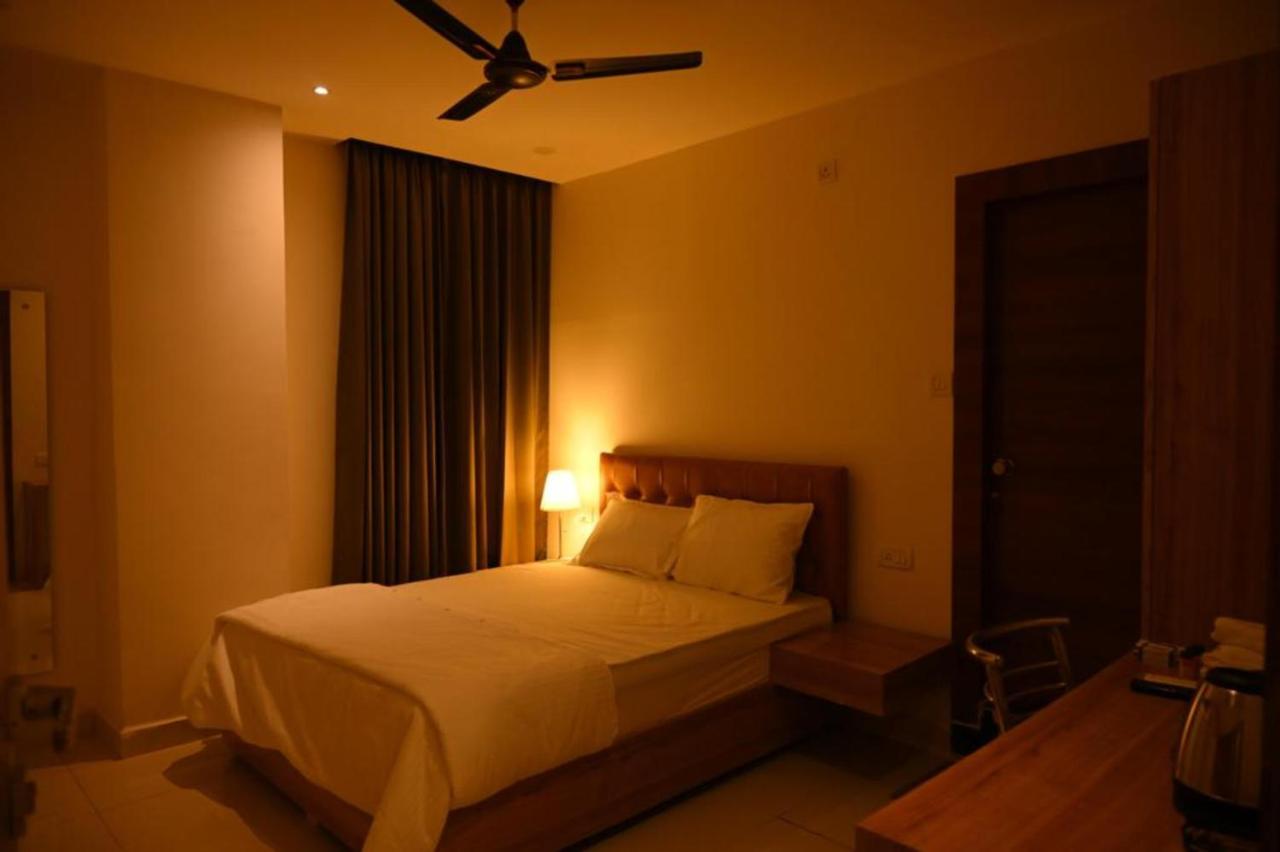 Hotel Hibiscus Tree- Bachupally Hyderabad Eksteriør bilde