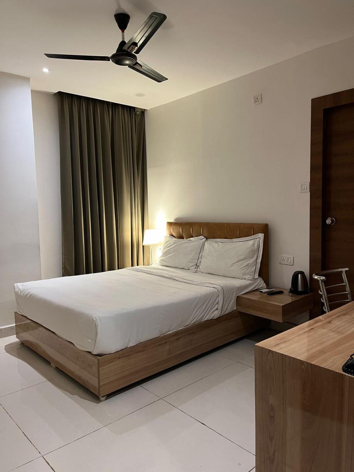 Hotel Hibiscus Tree- Bachupally Hyderabad Eksteriør bilde