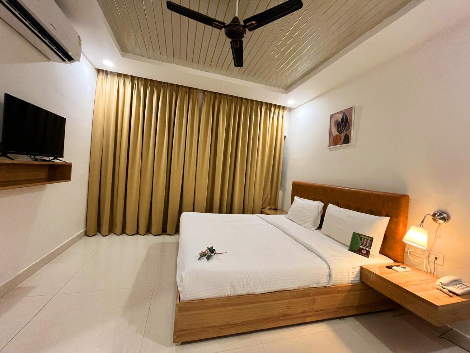 Hotel Hibiscus Tree- Bachupally Hyderabad Eksteriør bilde