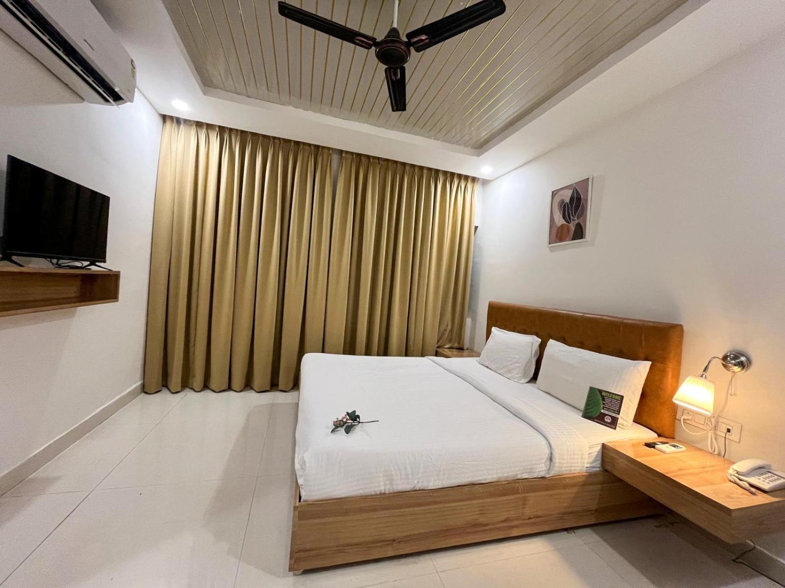 Hotel Hibiscus Tree- Bachupally Hyderabad Eksteriør bilde