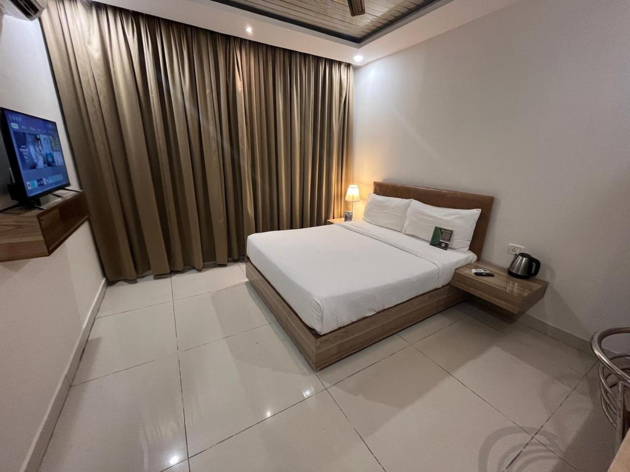 Hotel Hibiscus Tree- Bachupally Hyderabad Eksteriør bilde